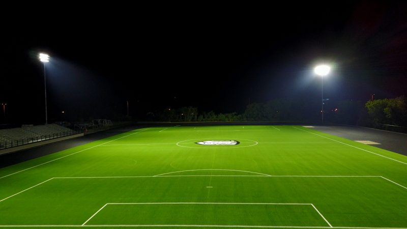 足球場照明方案1200W足球場照明燈IP65100-277VAC高質量